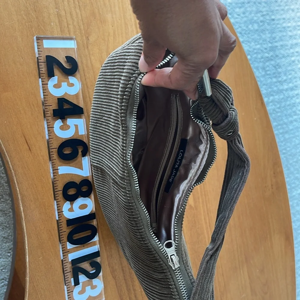 LOLITA JADE Brown Corduroy Handbag. Pet & Smoke Free Home. Like New. - Picture 3 of 5